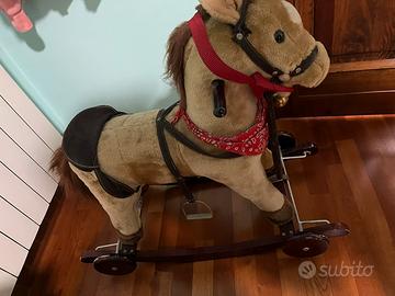 Cavallo a dondolo e cavalcabile 2-in-1