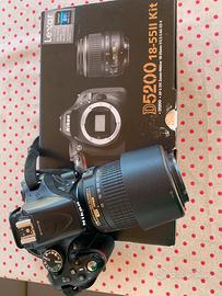 Nikon D5200 con 2 obiettovi