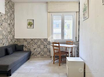 2 LOCALI A MONFALCONE