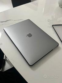 Mac book pro M1