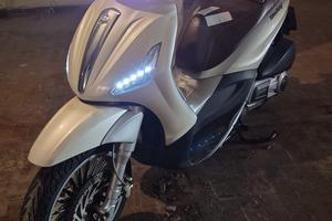 Piaggio Beverly 300 i.e