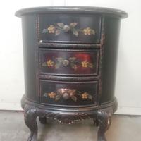 Mobiletto  stile antico 