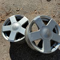 2 Cerchi in Lega Ford