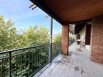 5 LOCALI A OGLIANICO