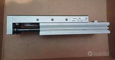 Slitta pneumatica SMC.