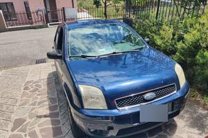 Ford fusion 2003 benzina