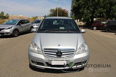 MERCEDES A 180 ELEGANCE