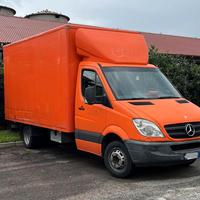 Consegne arredi/montatore