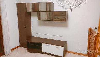Lotto arredamento semicompleto
