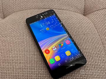 Telefono Huawei Y6 SCL-L01