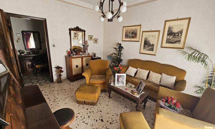 App + garage a 100 mt dalla Circonvallazione