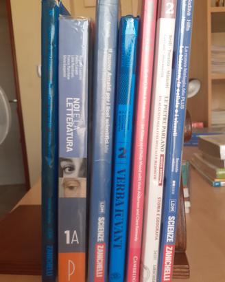 Libri liceo scentifico classi 3, 2 e 1