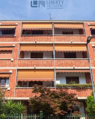 Appartamento di 54 m² con 2 locali e box auto a Mi