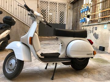 Vespa PX 200