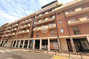 4 LOCALI A RIVALTA DI TORINO