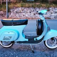 Vespa 50 special completamente restaurata