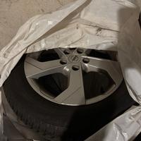 4 Gomme invernali + cerchi in lega Nissan 17