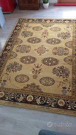 Tappeto in lana, sala, salotto, cucina. Colorato 