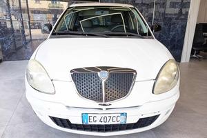 LANCIA Ypsilon 1.2 69 CV Diva