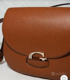 Borsa Guess modello Lexxi