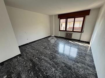 4 LOCALI A SCHIO