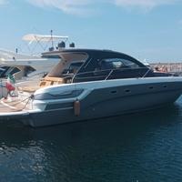Barca a motore Bavaria 43 HT