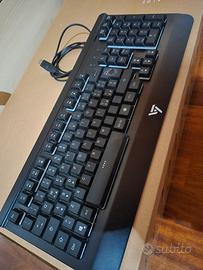 Tastiera gaming con corpo in metallo