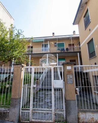 MONOLOCALE A ROZZANO