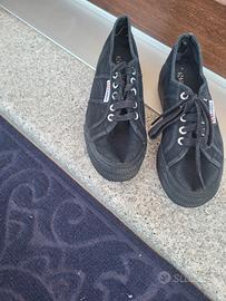 Superga nere