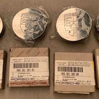 TAPPI Coprimozzo/Ruota CROMATI Porsche NUOVI