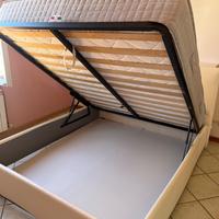 LETTO CON CONTENITORE E MATERASSO NUOVO