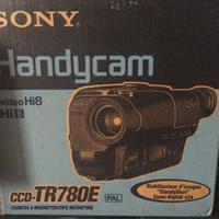 SONY Videocamera CCD-TR780E video Hi8 - Giappone
