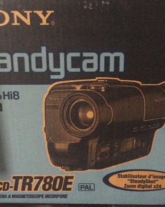 SONY Videocamera CCD-TR780E video Hi8 - Giappone