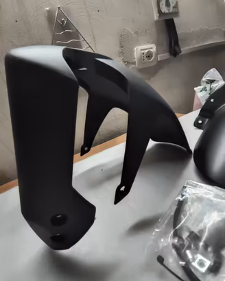 parafango anteriore originale Moto Guzzi V85 
