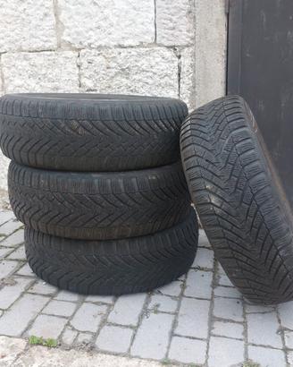 pneumatici invernali CST Medallion Winter 215/65 R
