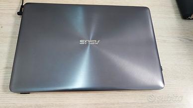 ASUS VivoBook Pro N752VX-GC234T 2.6GHz I7-6700HQ