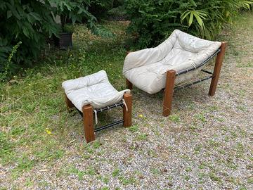 Poltrona e pouf Amazonas di Jean Gillon, Brasile