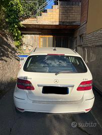 Auto mercedes classe B