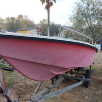 Vendo barca a motore di 4metri con carrello