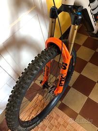 Forcella FOX 38 FLOAT FACRORY 29 GRIP 2 170