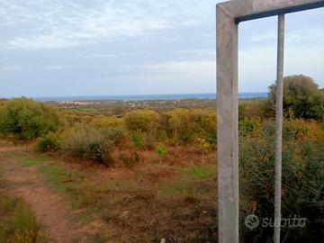 Terrero agricolo con splendida vista a mare