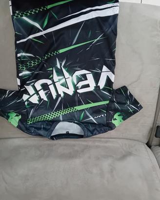2 maglie sport venom