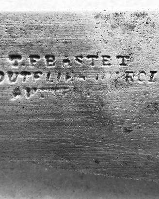 coltello della "TF Bastet Amsterdam"