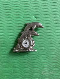 Orologio con delfino