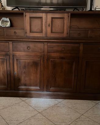 Sala in “arte povera” in legno ciliegio in buono s