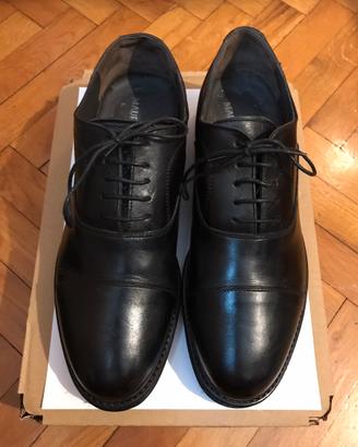 scarpe classiche in pelle