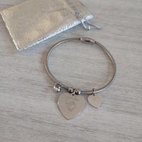 braccialetto rigido con iniziale E