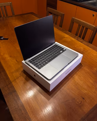 Macbook pro 13 m1