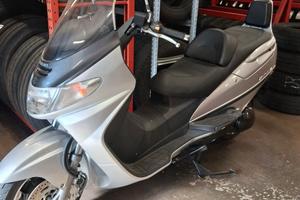 Suzuki Burgman 400