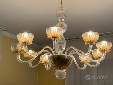 classico e moderno lampadario di Murano